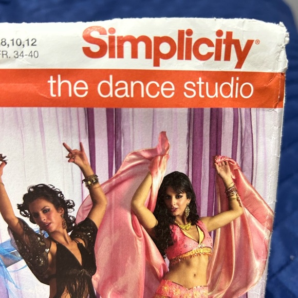 Simplicity 2941  Dance Studio Costume Pattern by Andrea Schewe- uncut - Picture 5 of 7